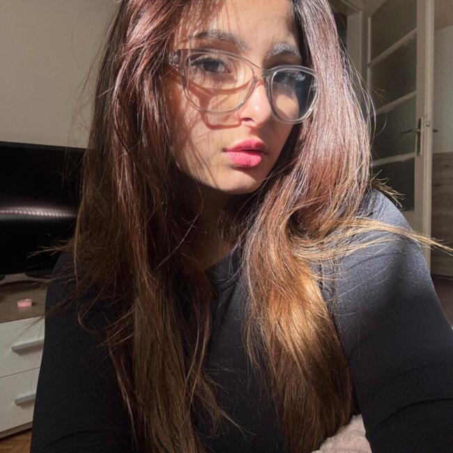 Babysitter in Budapest: Cintia