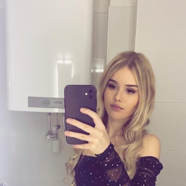 Babysitter in Linz: Anna