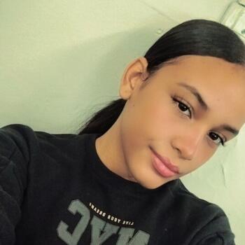 Babysitter in Santa Luzia: Anna