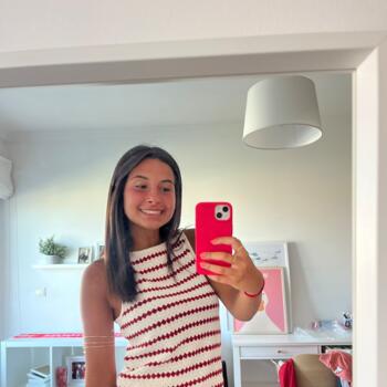 Babysitter em São Domingos de Rana: Maria