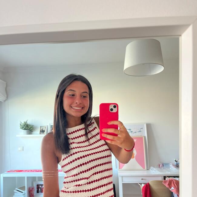 Babysitter em São Domingos de Rana: Maria