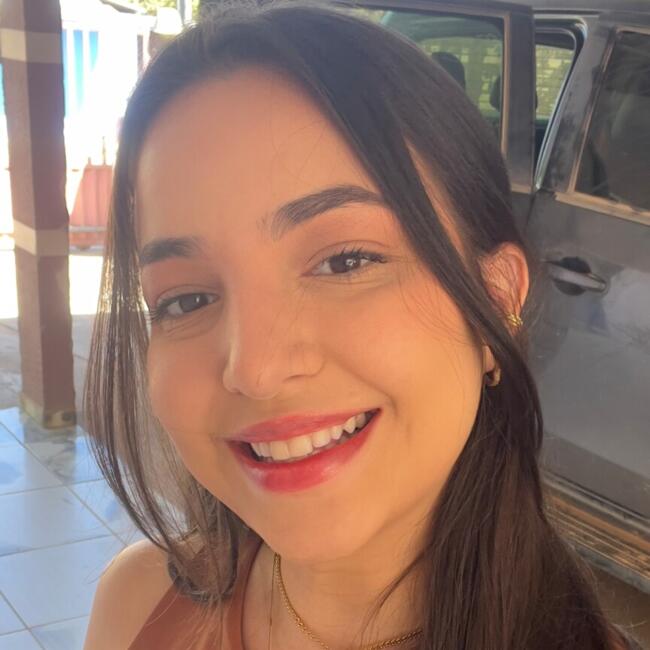 Babysitter in Marialva: Ana