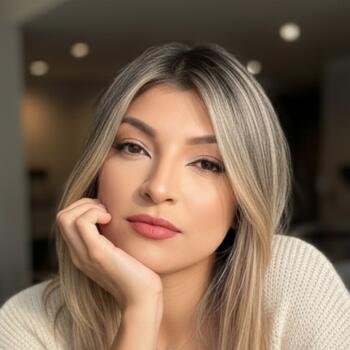 Babysitter in Natal: Maria