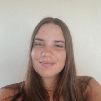 Babysitter in Poitiers: Manon