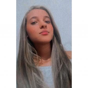 Babá em Governador Valadares: Emilly