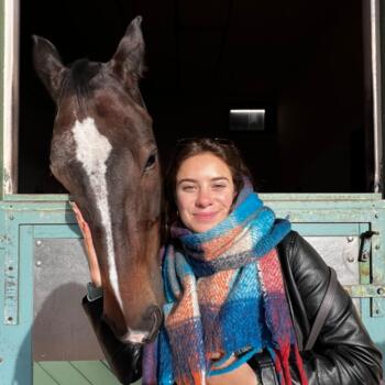 Babysitter in Blois: Lola