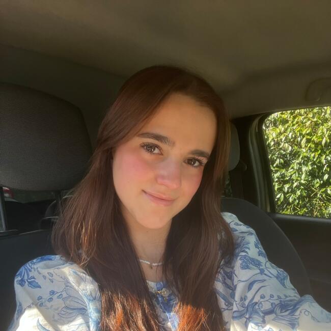 Babysitter in Talence: Luna