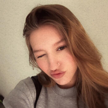 Baby-sitter in Saint-Gall: Louisa