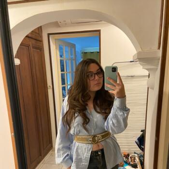 Babysitter in Montpon-sur-l'Isle: Janis
