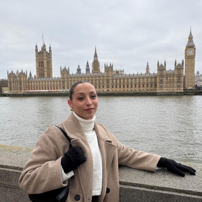 Babysitter in Nantes: Pauline