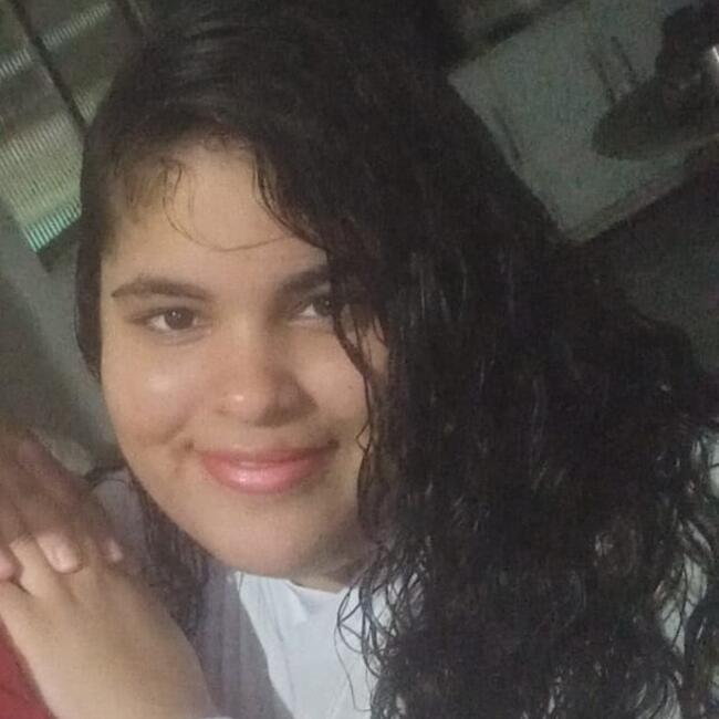 Babysitter in Camaragibe: Ana