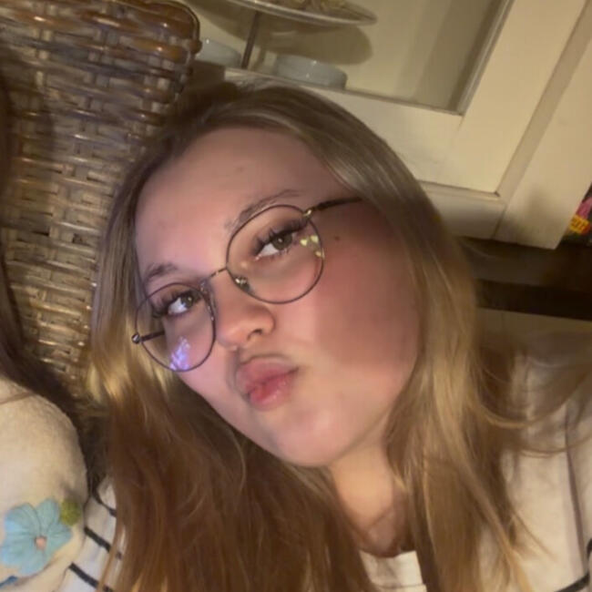 Babysitter in Eeklo: Nina