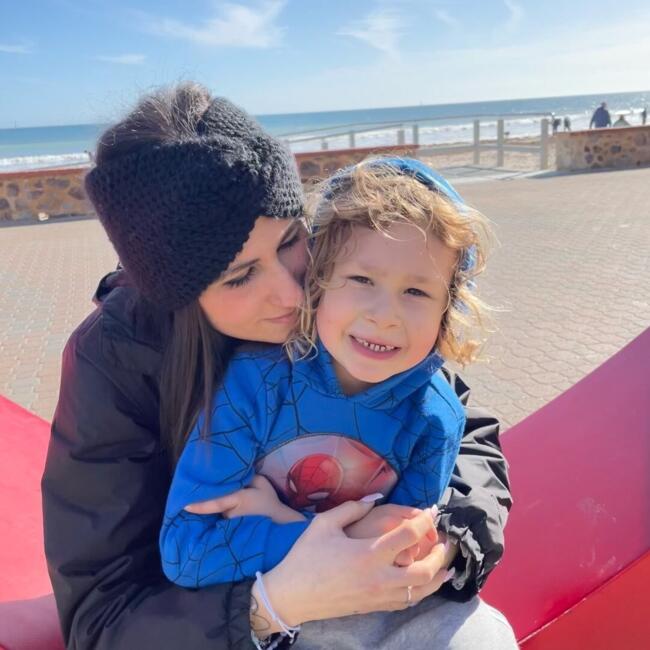 Babysitting job in Adelaide: Asia