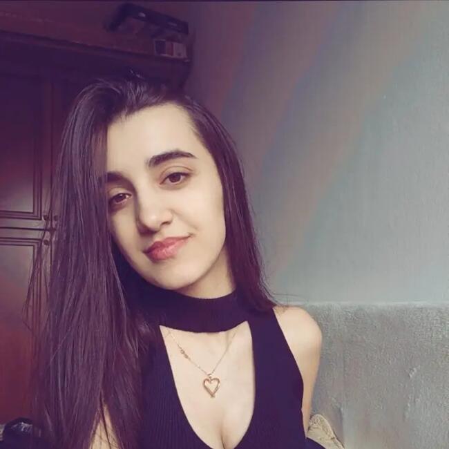 Babysitter in Milan: Marina