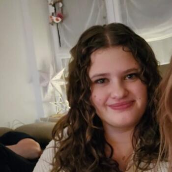 Babysitter in Germering: Alina