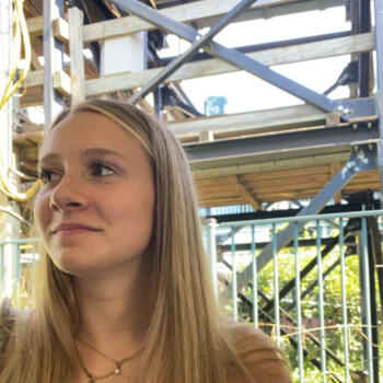 Babysitter in Ottignies-Louvain-la-Neuve: Clarisse