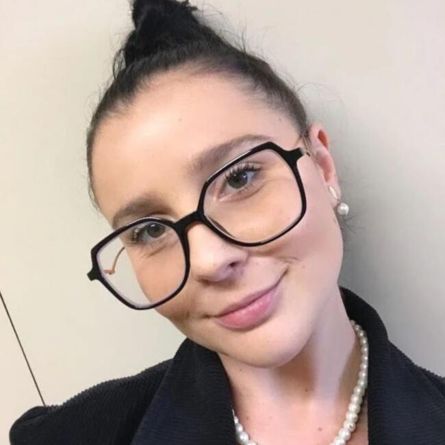 Babysitter in Florianópolis: Thábata