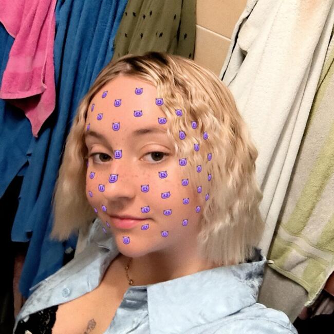 Babysitter in Folschviller: Emma