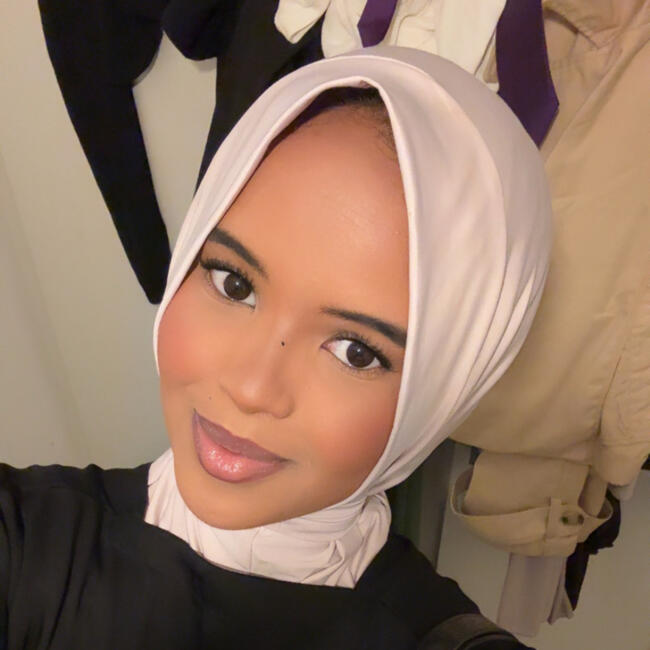 Babysitter in London: Suzanna M