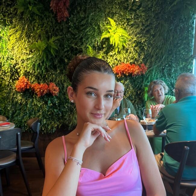 Babysitter in Loures: Maria