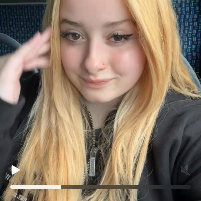 Babysitter in Gillingham: Sarah