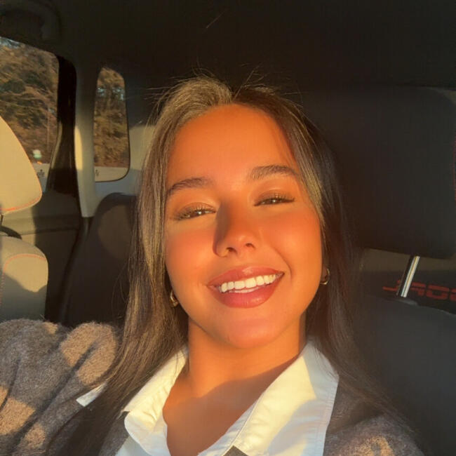 Babysitter in Dendermonde: Ikram