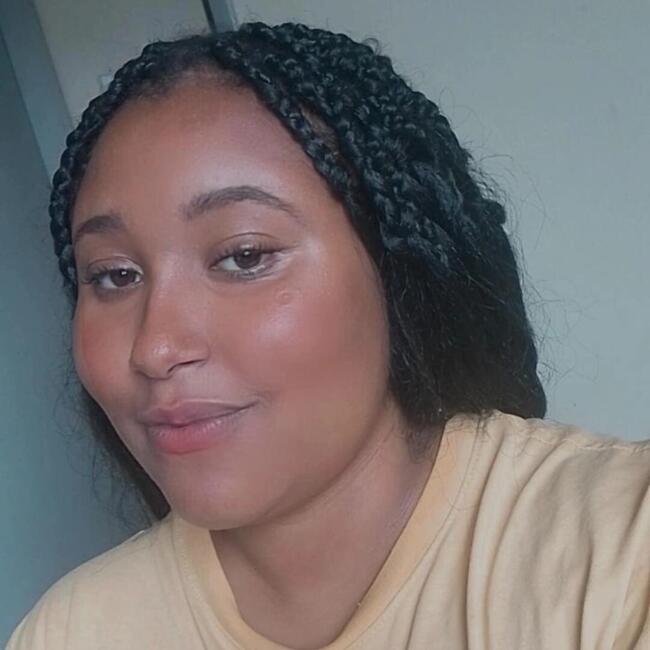 Emprego de babá em Carandaí: Suellem