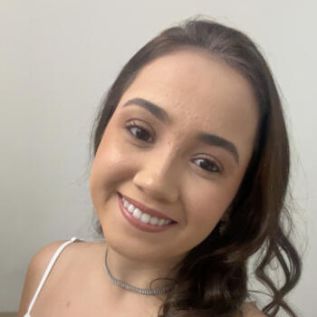 Babysitter in Divinópolis: Raissa Aparecida Alves