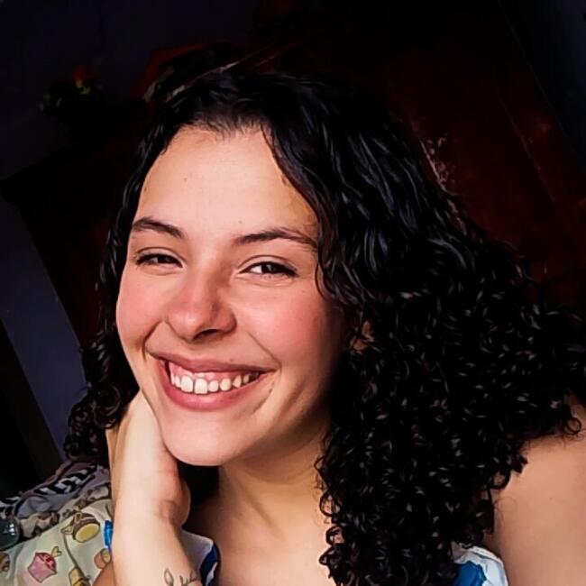 Babysitter in Cuiabá: Jamily