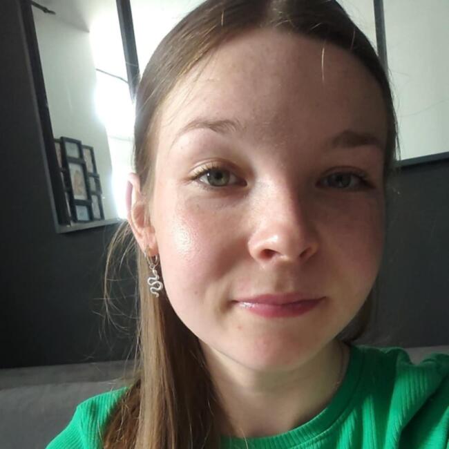 Babysitter in Doornik: Aurélie