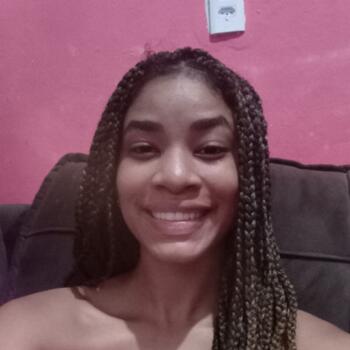 Babysitter in São Luís: Bruna