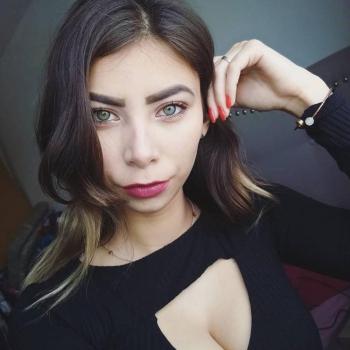 Babysitter Durango: Celine