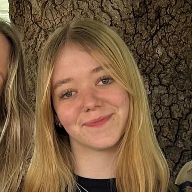 Babysitter in Adelaide: Abbie