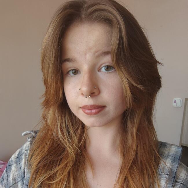 Babysitter in Pécs: Diána