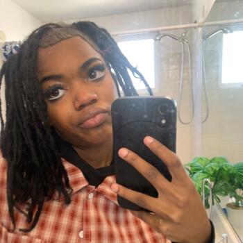 Babysitter in Aurora: Aaliyah