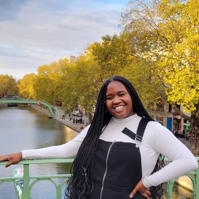 Babysitter in Harare: Tawana