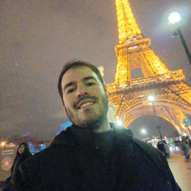 Babysitter em Lisboa: Carlos