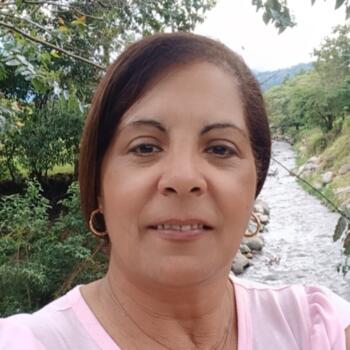 Babysitter in Jaramillo Centro: Sirleyks