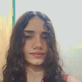Babysitter Rolim de Moura: Lorrayne