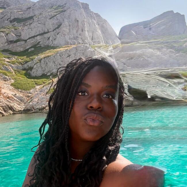 Babysitter in Aix-en-Provence: Clea
