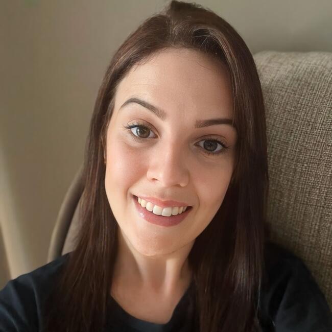 Babysitting job in Joinville: Ana Paula