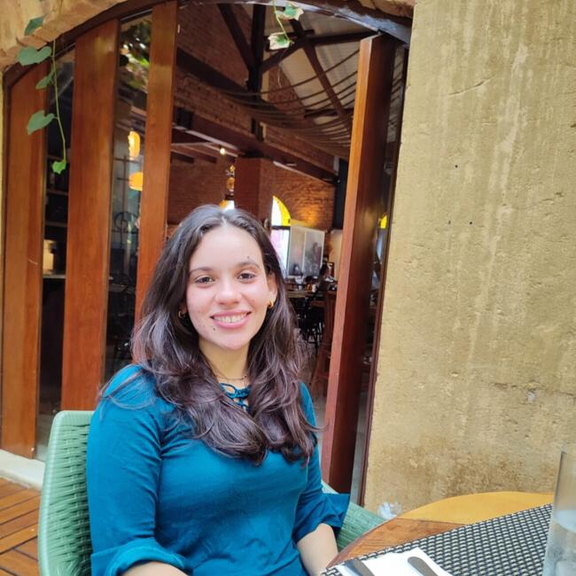 Babá em Campinas: Gabi Cardoso