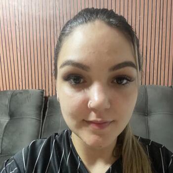 Babá Ponta Grossa: Ariane