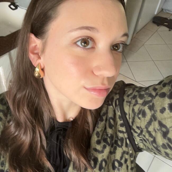 Babysitter in Pau: Laura