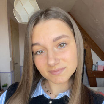 Babysitter in Mazières-de-Touraine: Mae