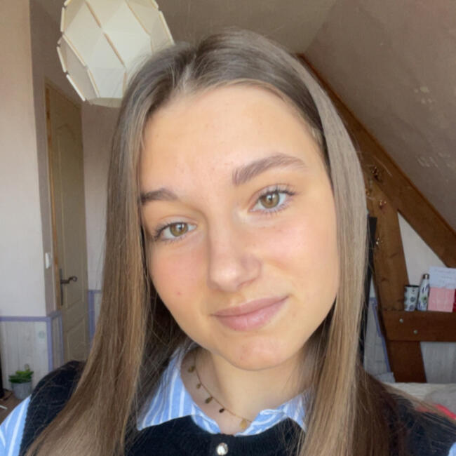 Babysitter in Mazières-de-Touraine: Mae