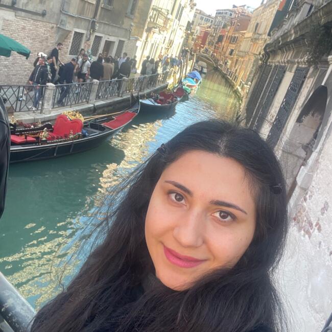Babysitter a Roma: Parisa