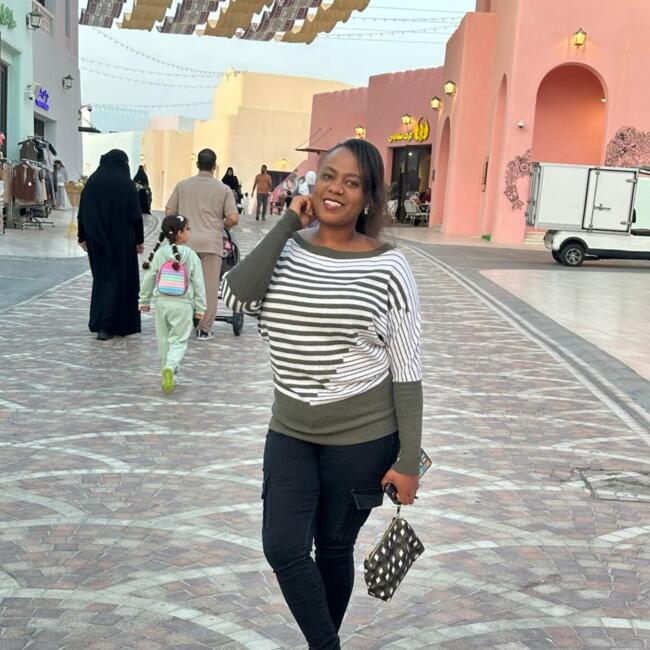 Babysitter in Doha: Lucy