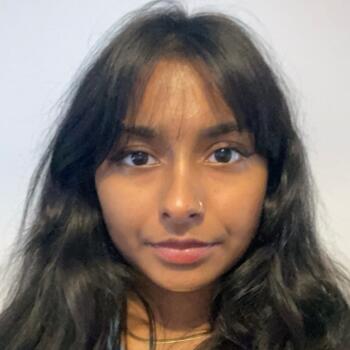 Babysitter in Wakefield: Angel