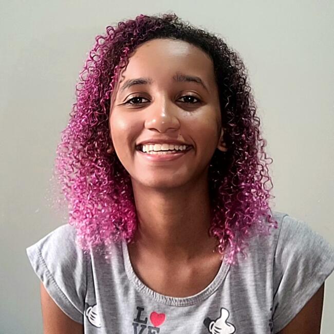 Babysitter in Présilly: Tamires